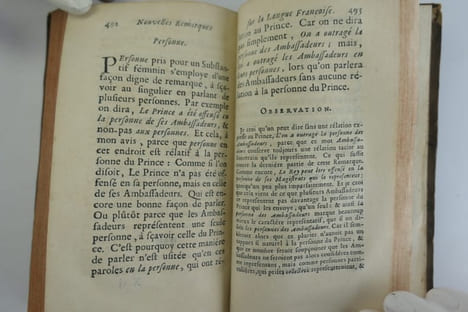 Nouvelles remarques de M. de Vaugelas sur la langue francoise. Ouvrage posthume. Avec des observations de M... (Alemand) avocat au parlement.. Claude ...
