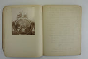 (Automobile) MERCEDES 40 HP. Cahier manuscrit de 28 pages rédigé par un ingénieur, décrivant d'une manière très détaillée les caractéristiques techniques de cette automobile, agrémenté de photos d'époque, de croquis et de coupes techniques sur papier calque. Le cahier est vraisemblablement contemporain de la sortie de ce modèle (1923).  par Anonyme - Image 4