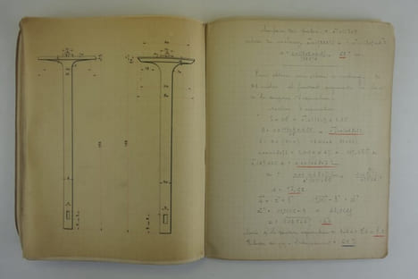 (Automobile) MERCEDES 40 HP. Cahier manuscrit de 28 pages rédigé par un ingénieur, décrivant d'une manière très détaillée les caractéristiques ...