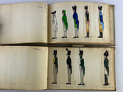 Carnets de dessins originaux représentant les UNIFORMES des SOLDATS du 18e s. et du Premier Empire. Le premier carnet est consacré à l'uniforme en France, le second représente les uniformes de différentes régions et pays : Langonie, Grand Duché de Geisberg, Royaume de Warland (RU), Empire de Modaquie (?), Royaume de Romagne, Royaume de Margovie.  par Anonyme - Image 13
