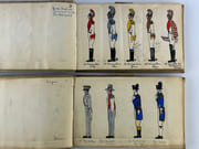 Carnets de dessins originaux représentant les UNIFORMES des SOLDATS du 18e s. et du Premier Empire. Le premier carnet est consacré à l'uniforme en France, le second représente les uniformes de différentes régions et pays : Langonie, Grand Duché de Geisberg, Royaume de Warland (RU), Empire de Modaquie (?), Royaume de Romagne, Royaume de Margovie.  par Anonyme - Image 4