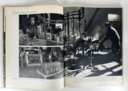 L'AUTOMOBILE DE FRANCE. Régie nationale des usines Renault. par Textes de Jules Romains, André Siegfried, Jean Cassou et Georges Friedman. Photographies de Nora Dumas, Ergy Landau, Robert Doisneau, Fregnack, F. Girard, J. Lang, Raux, René Jacques, Pierre Jahan, Willy Ronis, Roger Schall, Steiner, Jean-Pierre Sudre, René Zuber - Image 2