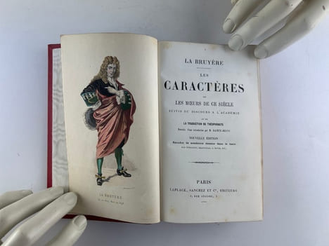 Les Caractères ou Les Moeurs de ce Siècle, suivis du Discours à l'Académie et de la traduction de Théophraste. Précédés d'une introduction par M. ...