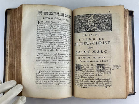 Le Nouveau Testament en françois, avec des réflexions morales sur chaque verset, Pour en rendre la lecture plus utile, & la Méditation plus aisée. ...