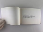 (Poésie/ Typographie) Le Plomb Murmure. Lettre d'un typographe au poète. Illustré de 5 gestes de typographe sur papier cristal. Tirage limité à 100 exemplaires. par Jean-Hughes MALINEAU - Image 3