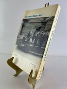 Fahrenheit 451. Suivi de Le terrain de jeux. Manana. par Ray BRADBURY. Nouvelles traduites e l'américain par Henri Robillot. - Image 2