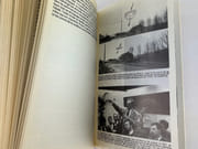 Vague d'OVNI sur la Belgique. Une énigme non résolue. Tomes 1 & 2.  par Collectif. T.1 Préface de Jean-Pierre Petit. Textes de Michel Bougard, Lucien Clerebaut, Jean Debel, Léon Brenig, Auguste Meessen, Patrick Ferryn, Marck Valckenears, Jean-Luc Vertongen. Postface de Wilfried de Brouwer. T.2 Préface de Isabelle Stengers. Textes Lucien Clerebaut, Marc Valckenaers, Patrick Ferryn, Michel Bougard, Léon Brenig. Conclusions par la SOBEPS.  - Image 6