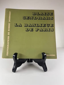 La Banlieue de Paris. Photographies de Robert Doisneau. 