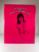 LE VOYAGE DE BERYL MARQUEES. Roman. Scénario Jean Louis Brau. Réalisation et photographie Claude Palmer. Mise en page Maurice Mathonnière. Avec la collaboration de  Jackie Lombard - Beryl /  Roger - Docteur Airaindière  / Roger Joligars - Docteur Kopak /  Dominique Ivan - Ego / Françoise Caillard - L'infirmière/ et  Dragomir  - Le perroquet.  par Jean-Louis BRAU - Claude PALMER - Image 1