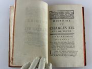 Histoire de Charles XII Roi de Suède, avec les pièces qui y sont relatives. Collection complète des Oeuvres de Mr de Voltaire, première édition, tome sixième. par VOLTAIRE - Image 11