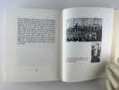 Le Proc&egrave;s des Trente. Vu &agrave; travers la presse de l'&eacute;poque telle qu'elle a &eacute;t&eacute; conserv&eacute;e par Madame F&eacute;n&eacute;on m&egrave;re et annot&eacute;e par F&eacute;lix F&eacute;n&eacute;on &agrave; l'issue de ...
