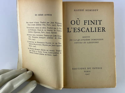 Où finit l'escalier. Récits de la quatrième dimension. Contes et légendes.