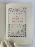 La Puce de Madame des Roches ou jeux poétiques. Composés aux grands jours de Poitiers l'an M. D. LXXIX par Catherine Des Roches, Étienne Pasquier, Claude Binet, Nicolas Rapin. Introduction de Fernand Fleuret. Gravures de J. E. Laboureur. Typographie de Louis Jou. par Catherine Des Roches, Étienne Pasquier, Claude Binet, Nicolas Rapin - Image 7