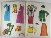 DOLLS - Réunion de 4 livrets de poupées en papier à détacher et à habiller. par  - Image 11