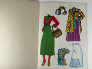 DOLLS - Réunion de 4 livrets de poupées en papier à détacher et à habiller. par  - Image 8