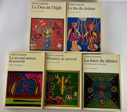 Réunion de 5 titres : La force du silence. Nouvelles leçons de Don Juan (1988, in-8, broché, 268 p.) Histoires de pouvoir (1977, in-8, broché, 278 p.) Le second anneau de pouvoir (1979, in-8, broché, 266 p.) Le feu du dedans (1985, in-8, broché, 282 p.). Le Don de l'Aigle (1982, in-8, broché, 300 p). par Carlos Castaneda - Image 1