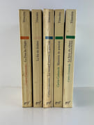 Réunion de 5 titres : La force du silence. Nouvelles leçons de Don Juan (1988, in-8, broché, 268 p.) Histoires de pouvoir (1977, in-8, broché, 278 p.) Le second anneau de pouvoir (1979, in-8, broché, 266 p.) Le feu du dedans (1985, in-8, broché, 282 p.). Le Don de l'Aigle (1982, in-8, broché, 300 p). par Carlos Castaneda - Image 3