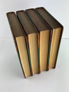 (BELGICANA) Histoire de Belgique. Du tome 1 à 4.  T.1 Des origines au commencement du XIVe siècle (3e éd.) T.2 Du commencement de XIVe siècle à la mort de Charles Le Téméraire. Avec une carte des Pays-Bas à la find u XIVe siècle. T.3 De la mort de Charles Le Téméraire à l'arrivée du Duc d'Albe dans les Pays-Bas (1567) (2e éd.). T.4 La révolution politique et religieuse. Le règne d'Albert et d'Isabelle. Le régime espagnol jusqu'à la paix de Munster (1648) par Henri Pirenne - Image 2