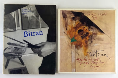 Réunion de deux catalogues d'exposition. 1) Peintures, Dessins 1980-1992. Maison des Arts Georges Pompidou. Exposition du 29 mai - 29 août 1993. Joint le carton d'invitation (petit accroc en pied). 2) Bitran - Peintures. Galerie Louis Carré & Cie. Exposition du 29 octobre au 12 décembre 1987. Joint le carton d'invitation. 