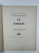 12 sonnets. Texte anglais. traduction et présentation par Maurice Blanchard. Un des 25 exemplaires signés par l'éditeur et réservés aux amis de GLM  marqués de A à Z. (Ex. Z).  par William SHAKESPEARE - Image 2