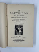 Le Satyricon de Pétrone. Traduit par Laurent Tailhade. Edition définitive augmentée et illustrée de six gravures en couleurs par J.-E. Laboureur par PETRONE - Image 3
