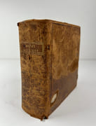 Nouveau dictionnaire portatif des langues françoise et angloise ; contenant tous les mots dont l'usage est autorisé par les meilleurs auteurs. Huitième édition, revue avec soin sur la dernière donnée à Londres, & augmentée ... ainsi que de la liste des termes de marine & de guerre à l'usage de messieurs les officiers. Par J. S. Charrier.  par Thomas NUGENT - Image 1