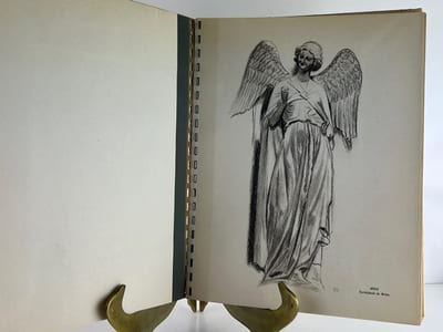 ETABLISSEMENTS NICOLAS. Liste des grands vins fins 1951 Sous le signe d'une vierge folle de la cathédrale de Strasbourg.