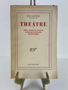 Théâtre. Tome 1. Antigone. Les mariés de la tour Eiffel. Les chevaliers de la Table Ronde. Les parents terribles par Jean COCTEAU - Image 1