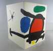 Carton d'invitation au vernissage de l'exposition MIRO le jeudi 4 juin 1970 &agrave; la Galerie Maeght, 13 rue de T&eacute;h&eacute;ran Paris 8.  Imprim&eacute; en lithographie.. ...