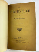 Réunion des 15 premières oeuvres de Louis Jacolliot, certaines en édition originale : 1 La Bible dans l'Inde, ou la Vie de Iezeus Christna, nouvelle édition, 1881. 2 Les Fils de Dieu, nouvelle édition. 3 Christna et le Christ - Lingam - Nara - Spritus sanctus - Phallus - Priape - Le cygne de Léda - La colombe de Marie. 4 Histoire des Vierges. Les Peuples et les continents disparus, 1879. 5 La Genèse de l'Humanité, 1876 (EO). 6  Fétichisme, polythéisme, monothéisme. La genèse de l'humanité. La terre et l'homme - Traditions indoues et chaldéennes - La légende de la Genèse dans l'Inde, 1879. 7 Le Spiritisme dans le monde. L'initiation et les sciences occultes dans l’Inde et chez tous les peuples de l’Antiquité, 1879. 8 Les Traditions indo-asiatiques, 1876 (EO). 9 Les Traditions indo-européennes et africaines, 1876 (EO). 10 Le Pariah dans l'Humanité, 1876 (EO). 11 Les Législateurs religieux : Manou, Moïse, Mahomet, 1876 (EO). 12  La Femme dans l'Inde. La femme aux temps védiques, aux temps brahmaniques et dans l'Inde de la décadence, 1877 (EO). 13 Rois, prêtres et castes, 1877 (EO). 14 Les Législateurs religieux : Manou, Moïse, Mahomet. Traditions religieuses comparées avec commentaire, 1880. 15 L'Olympe brahmanique. La mythologie de Manou, 1881 (EO).  par Louis JACOLLIOT - Image 6