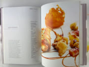 (Gastronomie)  L'Encyclopédie culinaire du XXIe siècle. Coffret de 3 volumes : Mes débuts - Mes créations - L'Herbier sauvage par Marc VEYRAT - Image 5