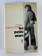 Les petits anars. Novembre 69 - Mars 71. Envoi autographe signé, avec cachet personnalisé et humoristique, de l'auteur. par Lionel CHOUCHON - Image 2
