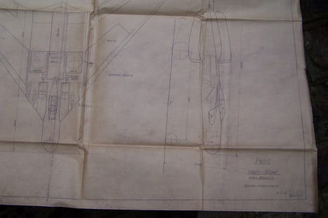 Avion Gotha P 60 C (1945) 3 pages de description (copies datées 2004), P60A, P60B, P60C (1945): 3 plans d'ensemble originaux 88x70 cm, au 1/25e. P60: ...