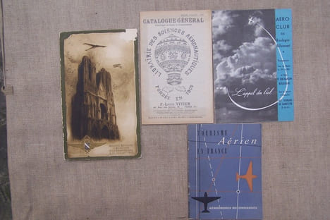 AVIATION AERONAUTIQUE: Documentation diverse: Journée Portes ouvertes à AVORD le 31 Mai 1982. COUPE DEUTSCH 1934 Arnous sur Caudron. Six lettres à ...