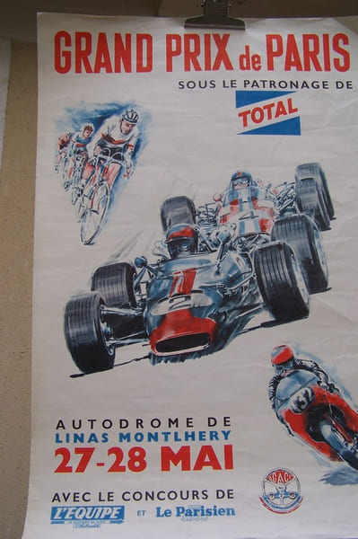 AFFICHE: Grand Prix de Paris sous le patronage de TOTAL. Autodrome de LINAS MONTLHERY 27-28 Mai.. 