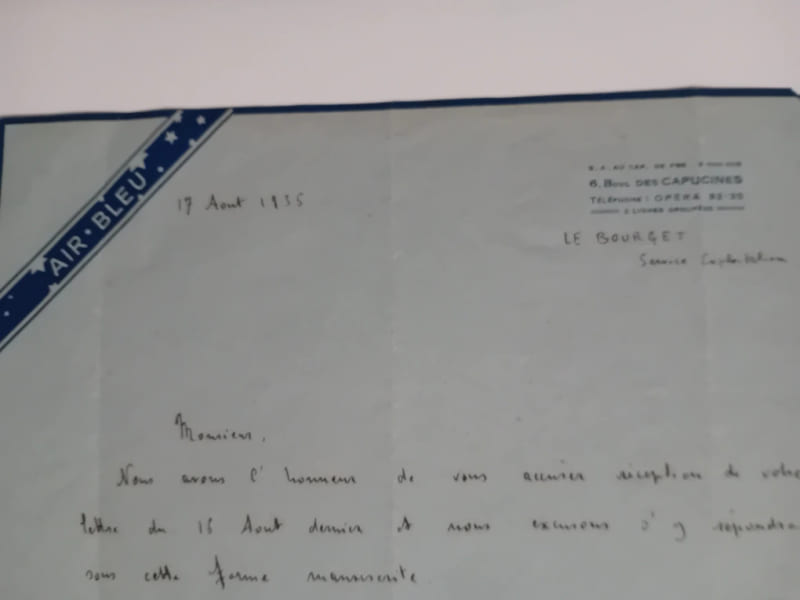 Lettre autographe &agrave; en-t&ecirc;te AIR BLEU, 6 boul. des Capucines, LE BOURGET Service Exploitation, dat&eacute;e du 17 Ao&ucirc;t 1935, sign&eacute;e Didier DAURAT. DAURAT ...