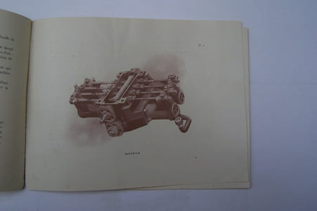 Automobiles à Vapeur, chauffées au pétrole lampant, Absolument Inexplosibles GARDNER-SERPOLLET. 9 et 11 Rue Stendhal, Paris. 1901.