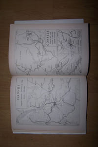 Les tramways français. Histoire et géographies des réseaux urbains sur rails et des chemins de fer secondaires en France. Préface de Monsieur GAYRARD.