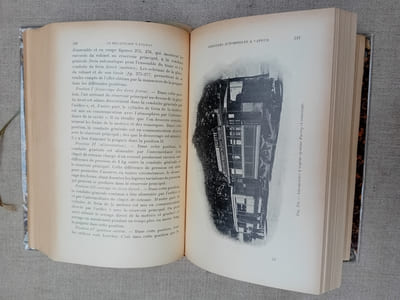 Le mécanicien-wattman. Guide pratique concernant le fonctionnement, la conduite et l'entretien des omnibus, camions et voitures automobiles, automotrices de tramways et de chemins de fer. Métropolitains et chemins de fer électriques.
