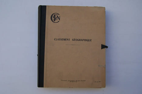 Classement géographique des LIGNES de la S.N.C.F. Fascicule 1: Notice et 2 cartes schématiques d'ensemble des lignes. Fascicule II (A, B, C, D, E): ...