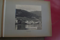 Un album de photographies: FONTAINEBLEAU: Gorges de Franchard, PAQUEBOT: La Provence, BOULOGNE-SUR-MER:la plage, LAC DE GENEVE: Montreux, EVIAN-LESBAINS, VALLEE DU RHONE: Aigle, CHAMBERY: La Dent du Midi, VALLEE et GLACIER DU TRIENT, VALLEE DE LA VIEGE, ZERMATT: Pont de Findelen, Le Cervin, THOUNE, SAINT-MORITZ, VALLEE DE CHIAVENNA, ITALIE: Lac Majeur, etc...