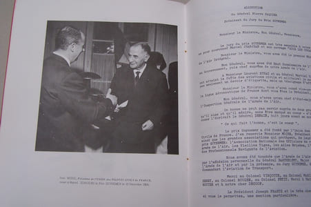 le livre d'OR de Sous les Cocardes.