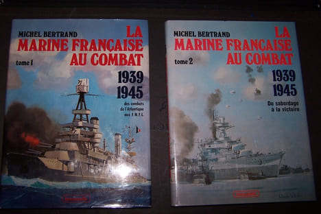 MARINE DE GUERRE: HENRI LE MASSON: Les flottes de combat 1970.FOTTENTASCHENBUCH, WARSHIPS OF THE WORLD All Navies of the world,1982/83. H.T. LENTON: ...