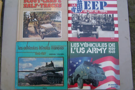 Engins blindés Français (1996), JEEP un défi au temps (1981), Les véhicules du débarquement (1994), DODGE (1993), GMC (1978), Les véhicules de l'US ARMY 1939-1945 (1987), Les véhicules blindés français 1900-1944 (1979) et 1945-1977 (1978), Scout-cars & half-tracks (1989).