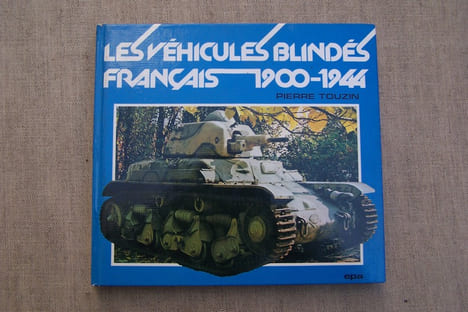 Engins blindés Français (1996), JEEP un défi au temps (1981), Les véhicules du débarquement (1994), DODGE (1993), GMC (1978), Les véhicules de l'US ...