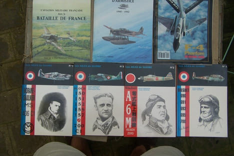 AVIONS: Hos Série N° 1, N° 190: Le Messerschmitt Bf 109e (2e partie). SPOT-PHOTO N° 1, Club de l'Air 1939-45. ALPHA DOCUMENTS: Revue de l'Association ...