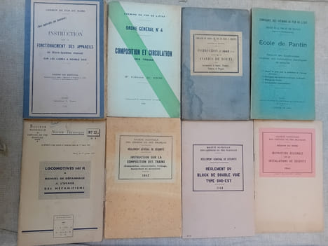 CHEMIN DE FER: Notices, livrets, brochures techniques: Instruction sur la composition des trains, S.N.C.F., 1947. Règlement du Block de double voie ...
