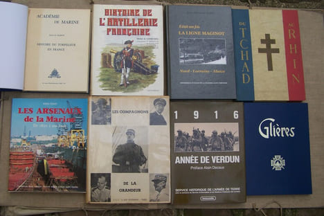 MILITARIA, GUERRE, HISTOIRE: Histoie mondiale des parachutistes présntée par Pierre SERGENT, SPL, 1974. Colonel E. RAMSPACHER: Chars et blindés ...