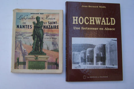 MILITARIA, GUERRE, HISTOIRE: Histoie mondiale des parachutistes présntée par Pierre SERGENT, SPL, 1974. Colonel E. RAMSPACHER: Chars et blindés ...