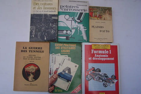 AUTOMOBILE: Michel CORDAY: Plaisirs d'auto, Ctharpentier et Fasquelle, 1909. Sal INCANDELA (Gérard CROMBAC): Formule 1 Anatomie et développement, ...